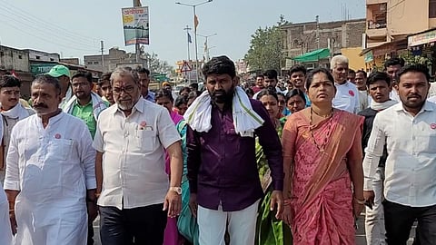 raju shetti joins atamklesh andolan of prashant dikkar in buldhana