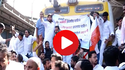 Mumbai Train Update | Dadar Rail Roko: Youth Congress Activist Aggressive Over Talathi Bharti Process So They Stop Local at Dadar Railway Station