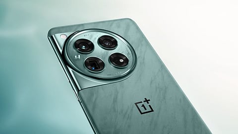  OnePlus 12