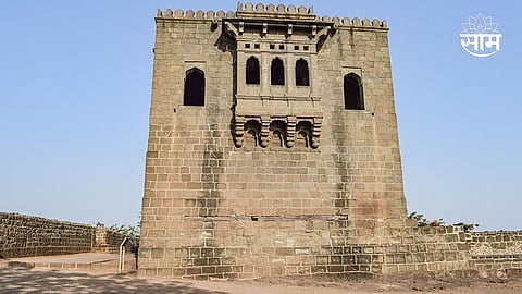 Shivneri Fort