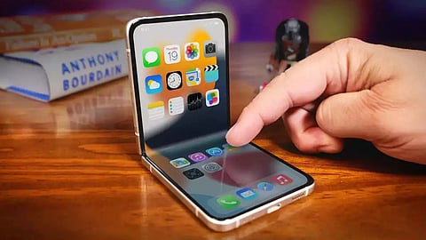 Foldable iPhone or iPad