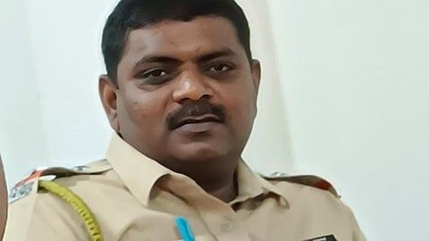 Mumbai Police officer ends life