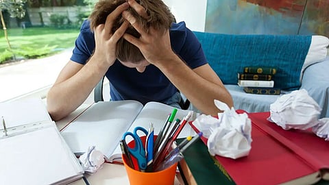 Parenting Tips, How to overcome exam anxiety, How To Manage Child Exam Stress