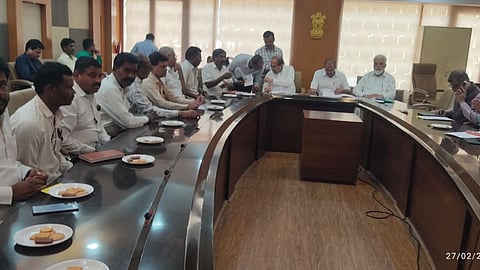 Farmer Meeting With Government