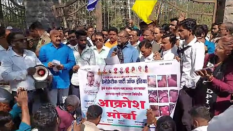 democratic party of india morcha in kolhapur news sml80