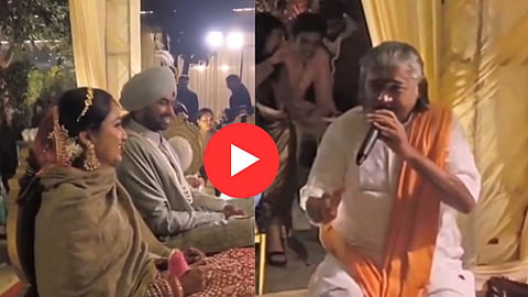 Panditji Sing 90's Romantic Hindi Songs In Wedding Video Goes Viral On Social Media 