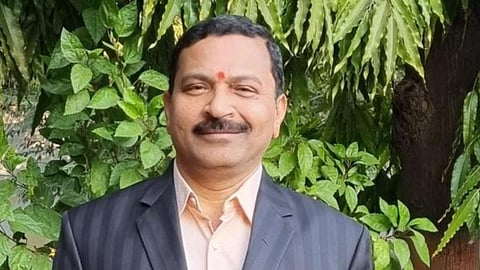 dilip swami appointed as collector of chhatrapati sambhajinagar 