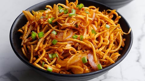 Homemade Chinese Bhel