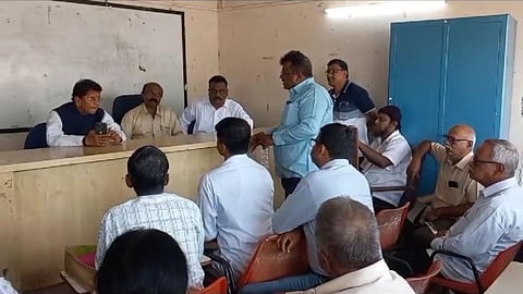 sindhudurg cashew growers seek msp of rs 200 per kg or will boycott voting for loksabha election