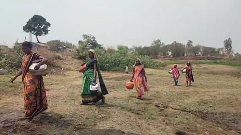 Nashik Water Crisis: योजनेचा निधी आला पण पाणी आलेच नाही; इगतपुरी तालुक्यातील १२ आदिवासी वाड्या अजून तहानलेल्याच