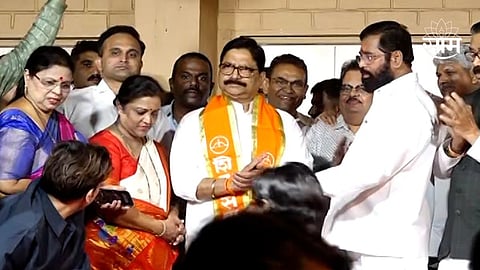 Ravindra Waikar Join Shinde Group