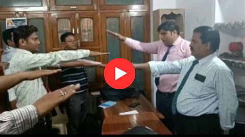 Manager Employees Oath Viral Video: 