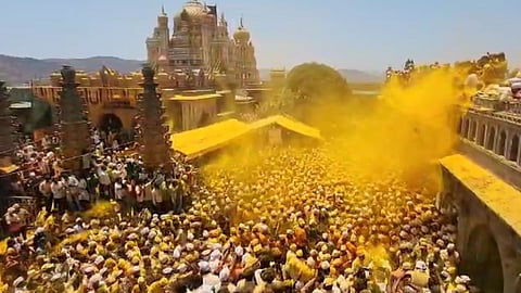 somvati amavasya 2024 devotess gathered in thousand numbers jejuri