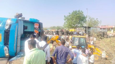 50 passengers from travels injured in accident at manmad malegaon highway
