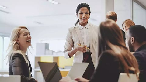 Women Rights At Workplace: ऑफिसमध्ये महिलांवर अन्याय होतोय? या कायद्यांच्या मदतीने करु शकता तक्रार