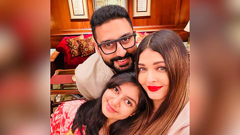 Abhishek Bachchan And Aishwarya Rai : अभिषेकने 'त्या' घटस्फोटाच्या पोस्टला का लाईक केलं ? सत्य आलं समोर; ऐश्वर्यासोबत आहे जवळचा संबंध