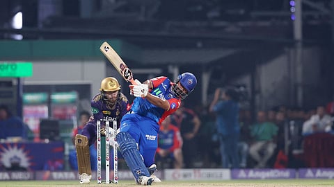 KKR vs DC: कोलकताच्या भेदक गोलंदाजीसमोर दिल्लीची बत्ती गुल; KKRसमोर १५४ धावांचे आव्हान 