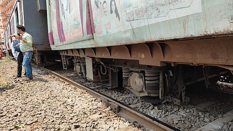 Panvel CSMT Local Train News
