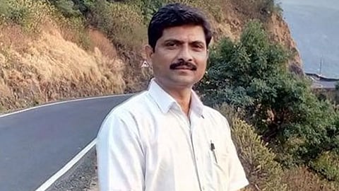 bajirao khade from congress fill form as independent candidate in kolhapur lok sabha constituency 