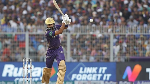  IPL 2024  RCB vs KKR : केकेआरची तुफान फटकेबाजी; आरसीबीसमोर २२३ धावांचे आव्हान 