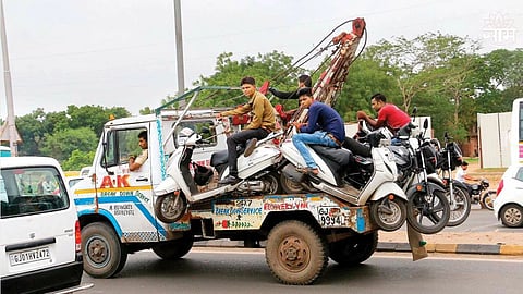 Vehicle Towing Rules: वाहनचालकांनो वाहतुकीचा हा नियम माहित आहे का? नाही, तर भरावा लागेल दंड
