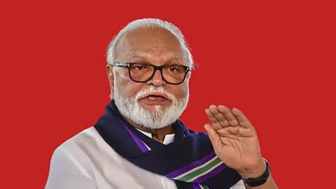 Maharashtra Election: नाशिकमध्ये भुजबळांनी उमेदवारीचा दावा सोडला; पण  भाजपच्या दाव्यानं पेच वाढला
