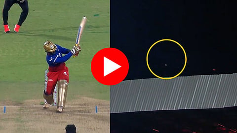 Dinesh Karthik Six: दिनेश कार्तिकने खेचला IPL 2024 स्पर्धेतील सर्वात लांब षटकार! चेंडू थेट स्टेडियमच्या बाहेर- Video