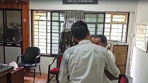 man pours petrol on himself in panchayat samiti office near yavatmal 