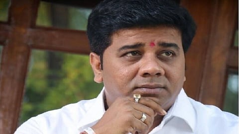 mns leader avinash jadhav says filing case on me is  due to political pressure