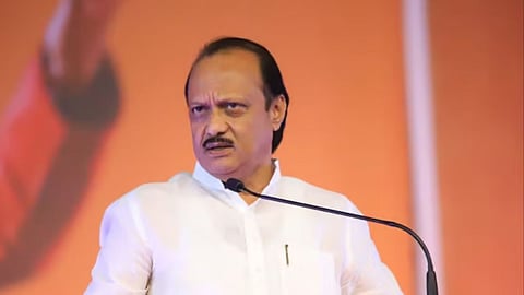 Ajit Pawar : निवडणूक आयोगाकडून अजित पवारांना नोटीस, काय आहे प्रकरण?