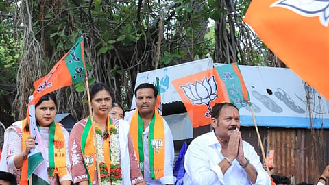 udayanraje bhosale appeals beed citizens to vote pankaja munde 