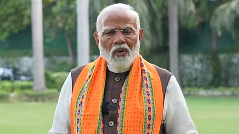 मोदींची घणाघाती विरोधकांवर टीका