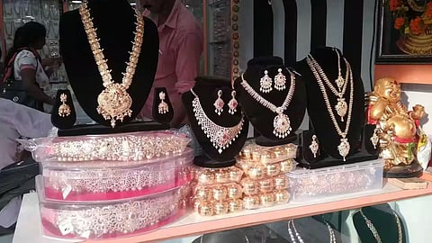 Business Idea: फक्त ५० हजार रुपयांमध्ये सुरू करा 'हा' व्यवसाय; दरमहा होईल बक्कळ कमाई 