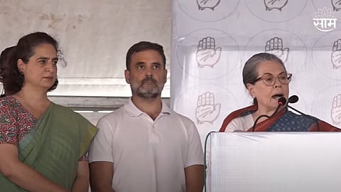 मी माझा मुलगा तुम्हाला सोपवते, राहुल यांच्या निवडणूक प्रचारात सोनिया गांधी यांचं भावनिक भाषण
