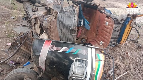 अकोल्यात रिक्षा आणि कारचा भीषण अपघात, एका महिलेसह चिमुकलीचा जागीच मृत्यू 