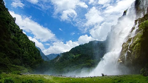 Arunachal IRCTC Package: अरुणाचल प्रदेशमध्ये ८ दिवस फिरा, फ्रीमध्ये खाण्याची अन् राहण्याची सोय, वाचा IRCTC नवं पॅकेज