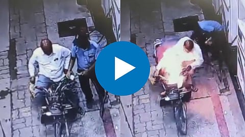 Fire on Petrol Pump Video Viral