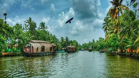Kerala Places To Visit: पावसाची चाहुल लागताच फिरायचा प्लॅन करताय ? मग केरळमधील 'या' ठिकाणांची करा सफर
