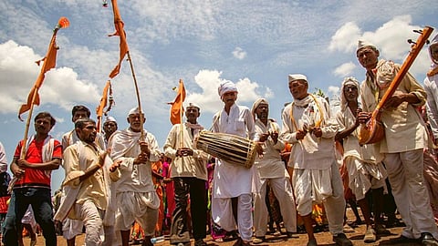 Pandharpur Wari 2024: वारकऱ्यांसाठी आनंदाची बातमी! पारंपारिक दिंड्यांना सरकारकडून मिळणार २० हजारांचे अनुदान 