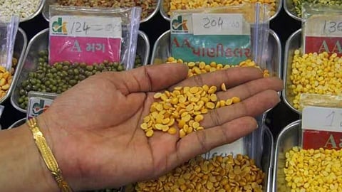 Pulses MSP: सरकार शेतकऱ्यांचे उत्पन्न वाढवणार; उडीद आणि तूर डाळीचा एमएसपी वाढ होण्याची शक्यता 
