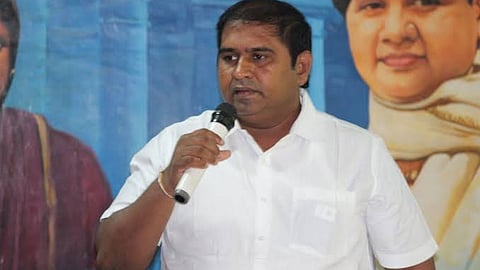 मायावतींच्या 'आर्मस्ट्रॉग'ला संपवलं; BSP नेत्याची घराबाहेरच ६ जणांकडून हत्या, राजकीय वर्तुळात खळबळ 