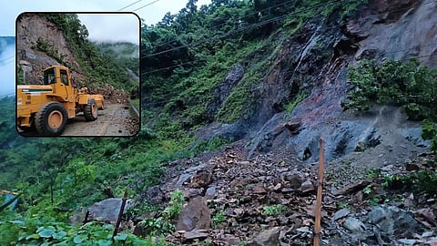 Nepal Landslide: नेपाळमध्ये पावसाचा कहर! भूस्खलनानंतर प्रवाशांनी खचाखच भरलेल्या २ बस नदीत वाहून गेल्या, ६० जण बेपत्ता 