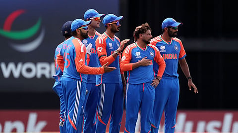 Team India: वर्ल्डकपनंतर टीम इंडियाला 'चक्रीवादळाने' घेरलं; भारतात केव्हा परतणार? मोठी अपडेट आली समोर