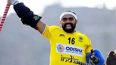 PR Sreejesh: भारतीय हॉकी संघातील गोलकीपर पीआर श्रीजेशची निवृत्तीची घोषणा;  जाणून घ्या श्रीजेशच्या १८ वर्षांच्या कारकिर्दीतील कामगिरी