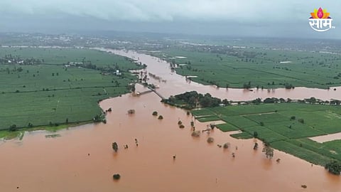 Sangli Kolhapur Flood: सांगलीला पुराचा धोका, कोल्हापूर शहरात पाणी शिरलं, ८० मार्ग बंद, इंडियन आर्मी, NDRFच्या टीम तैनात 