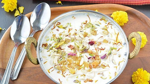 Sabudana Rabdi Recipe: साबुदाणा रबडी! एकदा खाल तर 'या' रेसिपीचे दिवाने व्हाल; उपवासासाठी सुद्धा बेस्ट