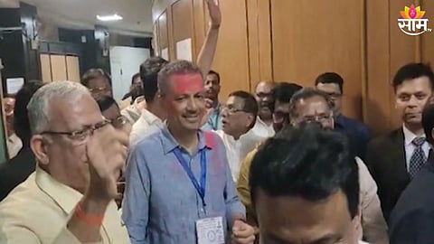 विधानपरिषदेत मिलिंद नार्वेकर यांचा दणदणीत विजय, ठाकरे गटाच्या कार्यकर्त्यांनी उधळला गुलाल 