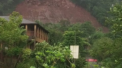 Lavasa Landslide: लवासामध्ये दरड कोसळली, २ बंगले मातीच्या ढिगाऱ्याखाली दबले; २ ते ४ जण बेपत्ता
