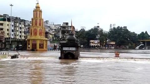 पावसाची भयानक दृश्य 