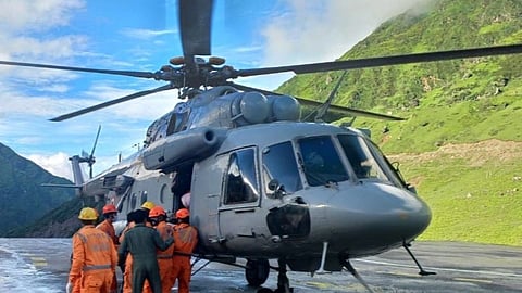 Kedarnath cloudburst: केदारनाथमध्ये पावसाचा कहर! २५०० भाविकांचे रेस्क्यू; थरारक फोटो 